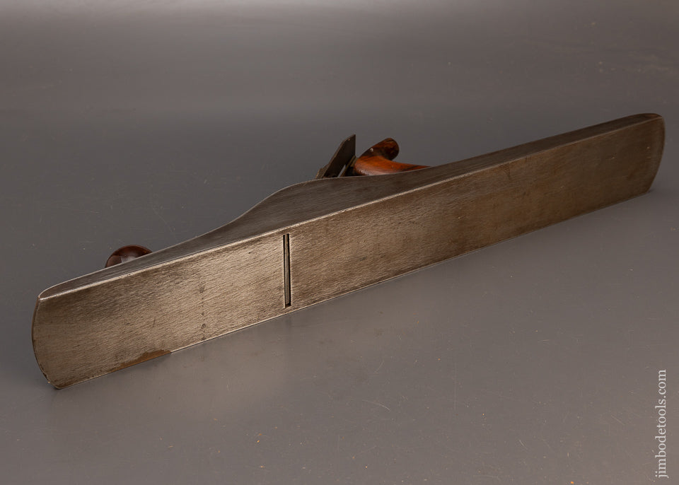 Stanley No. 7 jointer plane, opposite-side profile and mouth